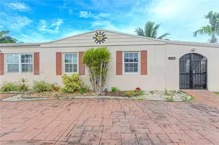 921 N 31st Ct, Hollywood, FL 33021 - Photo 3