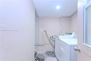 921 N 31st Ct, Hollywood, FL 33021 - Photo 33