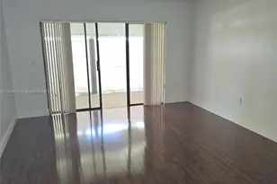 343 Fairway Cir, Weston, FL 33326 - Photo 9