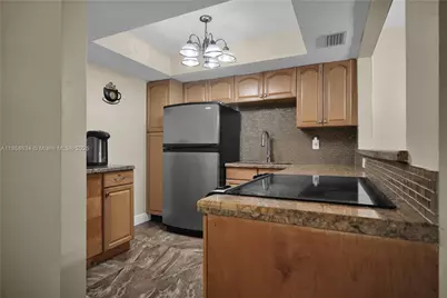 1333 E Hallandale Beach Blvd #112, Hallandale Beach, FL 33009 - Photo 3