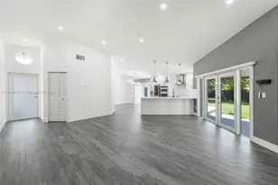 11518 SW 174th St, Miami, FL 33157 - Photo 9