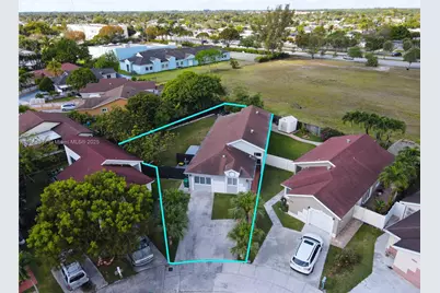 11518 SW 174th St, Miami, FL 33157 - Photo 1