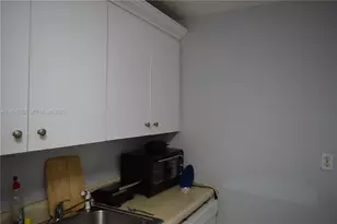 1865 79th Street Causeway, North Bay Village, FL 33141 - Photo 27