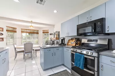 161 Granada Ave, Weston, FL 33326 - Photo 15