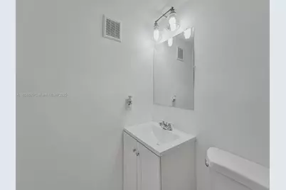 14190 W Dixie Hwy #11, North Miami, FL 33161 - Photo 13