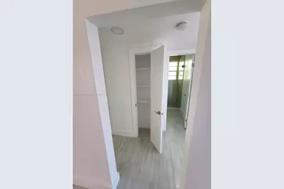 7710 Carlyle Ave, Miami Beach, FL 33141 - Photo 11