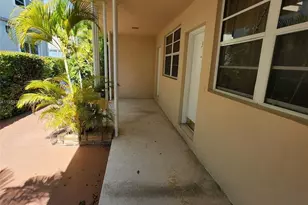 7710 Carlyle Ave, Miami Beach, FL 33141 - Photo 3