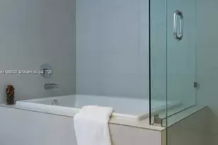 2600 E Hallandale Beach Blvd, Hallandale Beach, FL 33009 - Photo 9