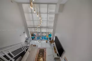 253 NE 2nd St, Miami, FL 33132 - Photo 13