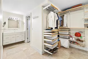 600 Grapetree Dr, Key Biscayne, FL 33149 - Photo 29