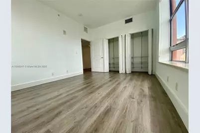 111 E Flagler St #604, Miami, FL 33131 - Photo 9