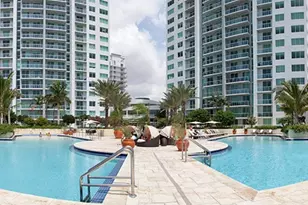 253 NE 2nd St, Miami, FL 33132 - Photo 19