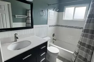 141 NW 72nd Way, Pembroke Pines, FL 33024 - Photo 13