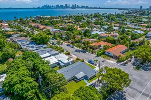 1700 N Treasure Dr, North Bay Village, FL 33141 - Photo 61