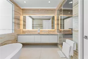 17901 Collins Ave, Sunny Isles Beach, FL 33160 - Photo 35