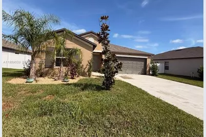 39889 Harmon Grove Ct, Zephyrhills, FL 33540 - Photo 3