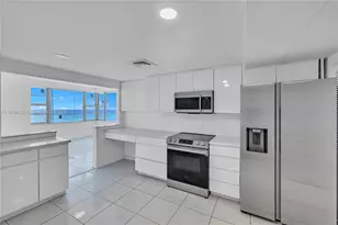 5255 Collins Ave, Miami Beach, FL 33140 - Photo 5