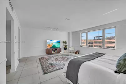 5255 Collins Ave #14D, Miami Beach, FL 33140 - Photo 15