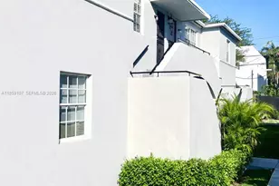 2371 SW 27th St, Miami, FL 33133 - Photo 3