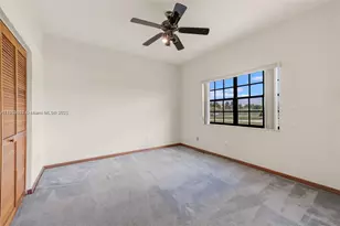 19900 SW 326th St, Homestead, FL 33030 - Photo 5