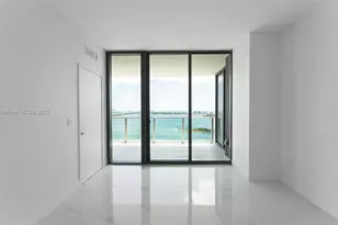 700 NE 24th St, Miami, FL 33137 - Photo 37