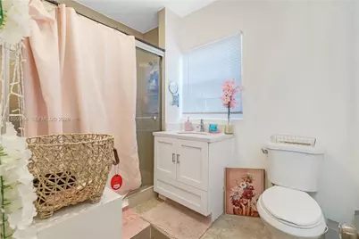 2128 Cleveland St, Hollywood, FL 33020 - Photo 21