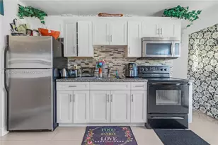 2128 Cleveland St, Hollywood, FL 33020 - Photo 7