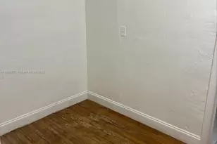 2175 NE 170th St, North Miami Beach, FL 33162 - Photo 5