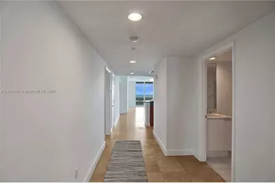 15051 Royal Oaks Ln #2603, North Miami, FL 33181 - Photo 5