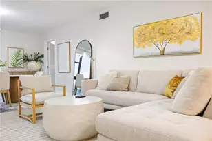 20379 W Country Club Dr, Aventura, FL 33180 - Photo 5