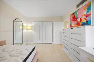 20379 W Country Club Dr, Aventura, FL 33180 - Photo 21