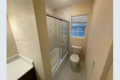 4831 NW 12th St, Lauderhill, FL 33313 - Photo 11