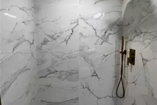 20500 W Country Club Dr, Aventura, FL 33180 - Photo 9