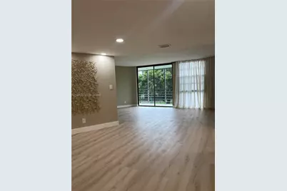 20500 W Country Club Dr #308, Aventura, FL 33180 - Photo 23