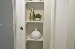 20500 W Country Club Dr, Aventura, FL 33180 - Photo 15