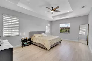 10072 NW 87th Terrace, Doral, FL 33178 - Photo 13