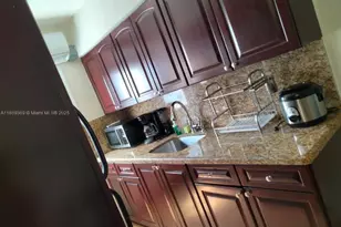 4015 Indian Creek Dr, Miami Beach, FL 33140 - Photo 11