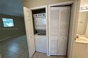 1261 SE 31st Ct, Homestead, FL 33035 - Photo 13