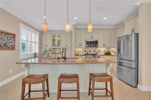 322 SW 184th Way, Pembroke Pines, FL 33029 - Photo 11