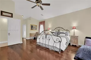 322 SW 184th Way, Pembroke Pines, FL 33029 - Photo 23