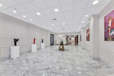 5600 Collins Ave #17W, Miami Beach, FL 33140 - Photo 27