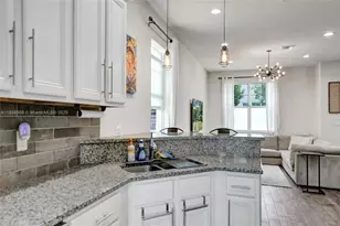 4046 Long Leaf Ln, Hollywood, FL 33021 - Photo 17