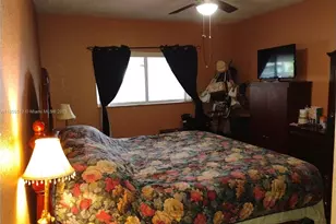 1097 SE 12th Ter, Homestead, FL 33035 - Photo 7