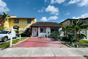 1097 SE 12th Ter, Homestead, FL 33035 - Photo 1