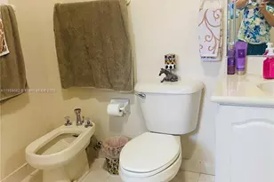 7760 NW 163rd St, Miami Lakes, FL 33016 - Photo 43