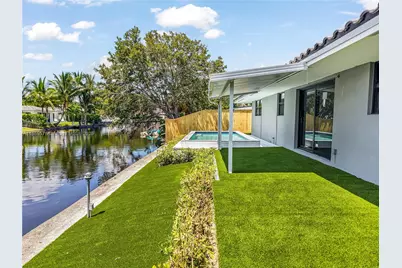 2417 NE 18th Ave, Wilton Manors, FL 33305 - Photo 29