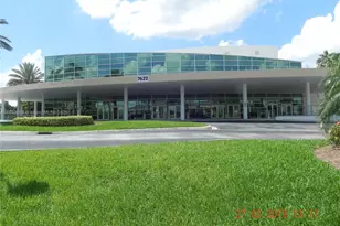 10715 W Clairmont Cir, Tamarac, FL 33321 - Photo 63