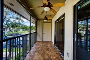 10715 W Clairmont Cir, Tamarac, FL 33321 - Photo 31