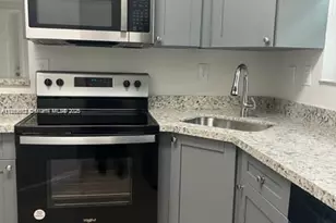 1791 NW 96th Terrace, Pembroke Pines, FL 33024 - Photo 5