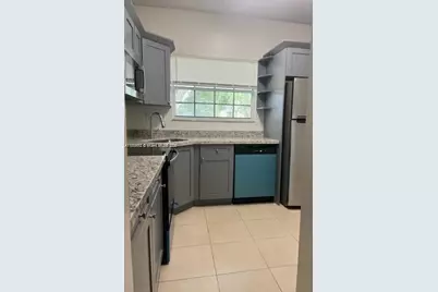 1791 NW 96th Ter #4O, Pembroke Pines, FL 33024 - Photo 1